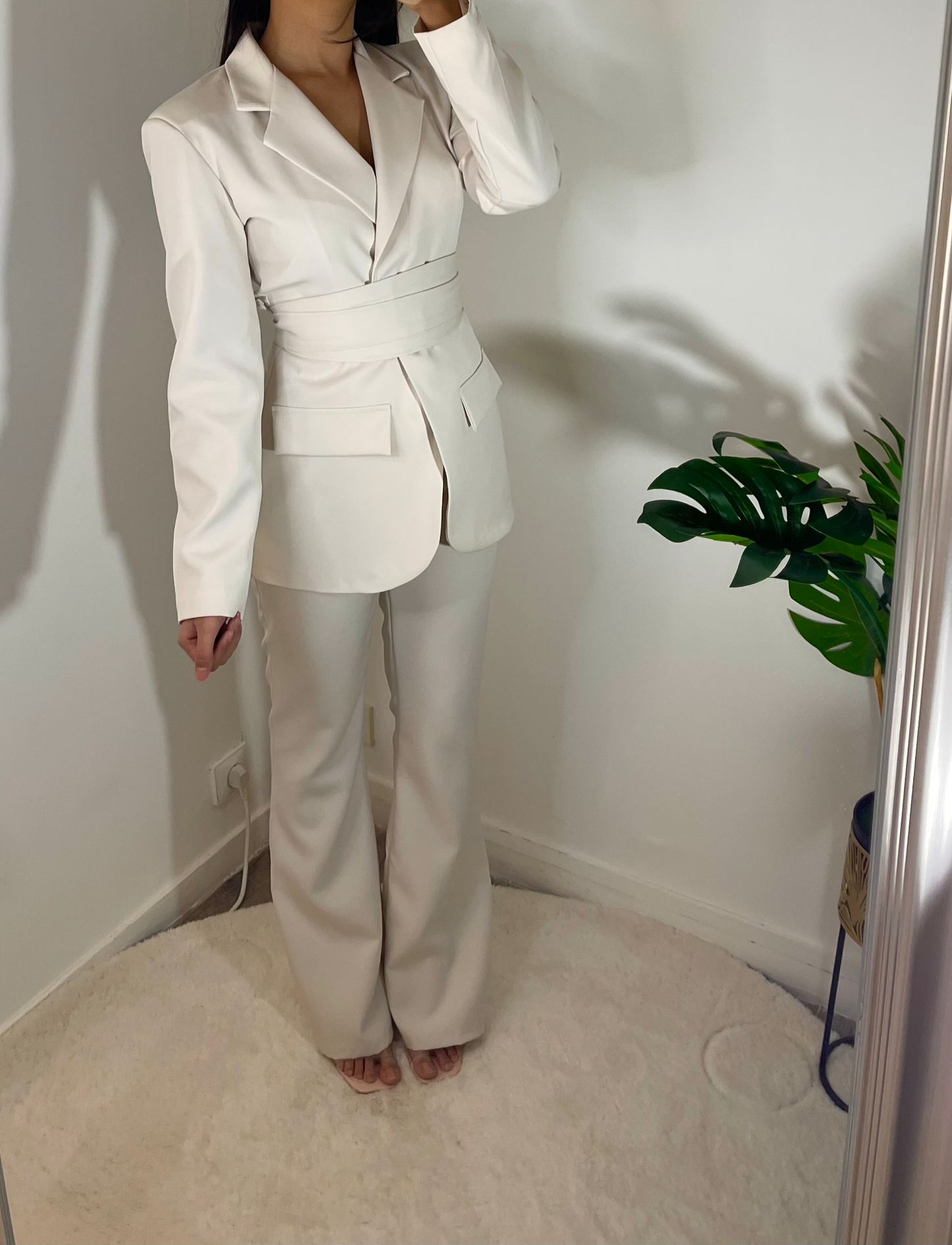 Ensemble de tailleur à ceinture large [ beige ]